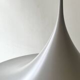 Suspension XL white metal tulip by C. Bonderup & T. Thorup, design Gubi