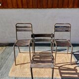 3 chaises en métal, style Tolix