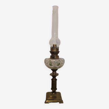 Oil lamp