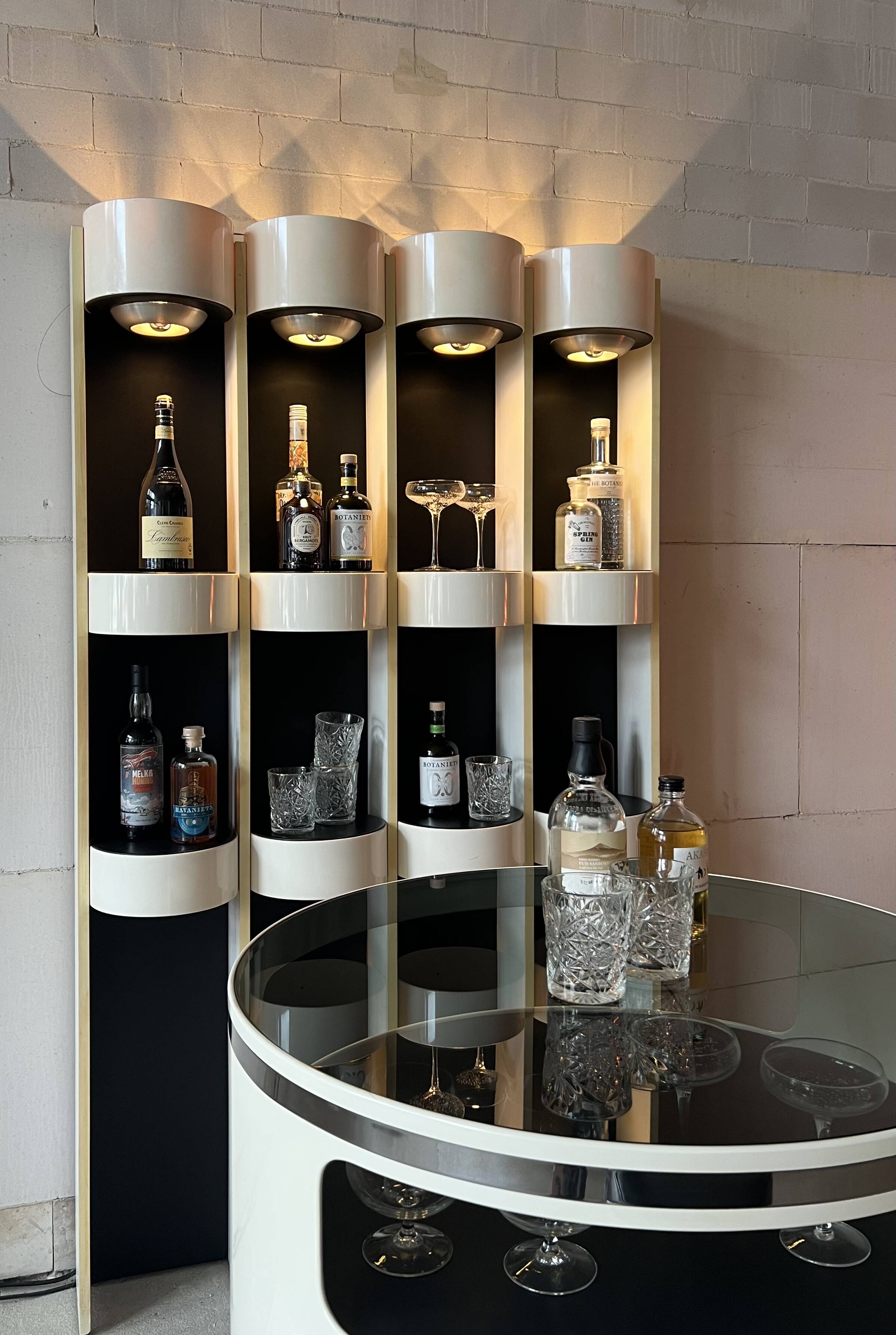 Joe Colombo dry bar, iconic Italian design