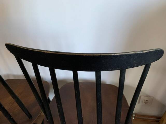 Set of 4 Fanett style chairs