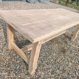 Farm table