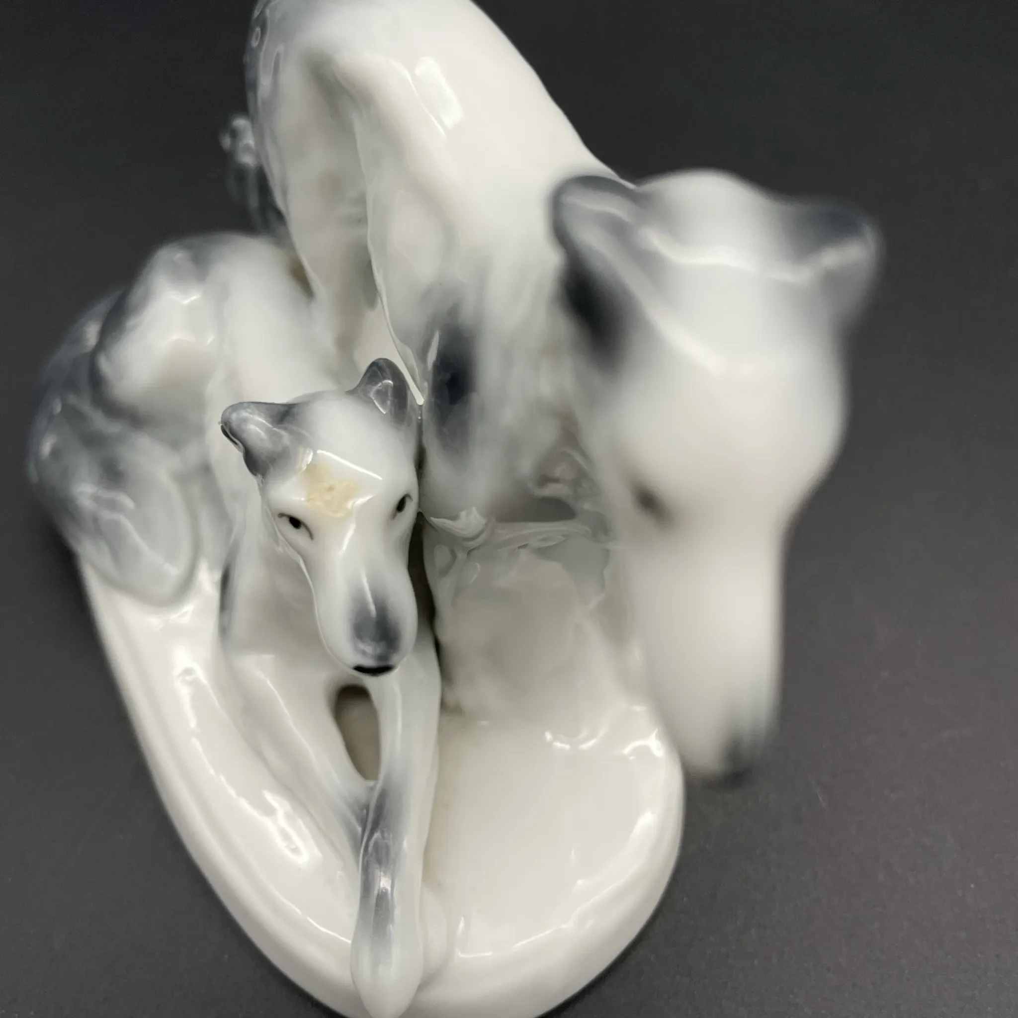 Two porcelain Borzois – Carl Scheidig, Germany – 1906–1