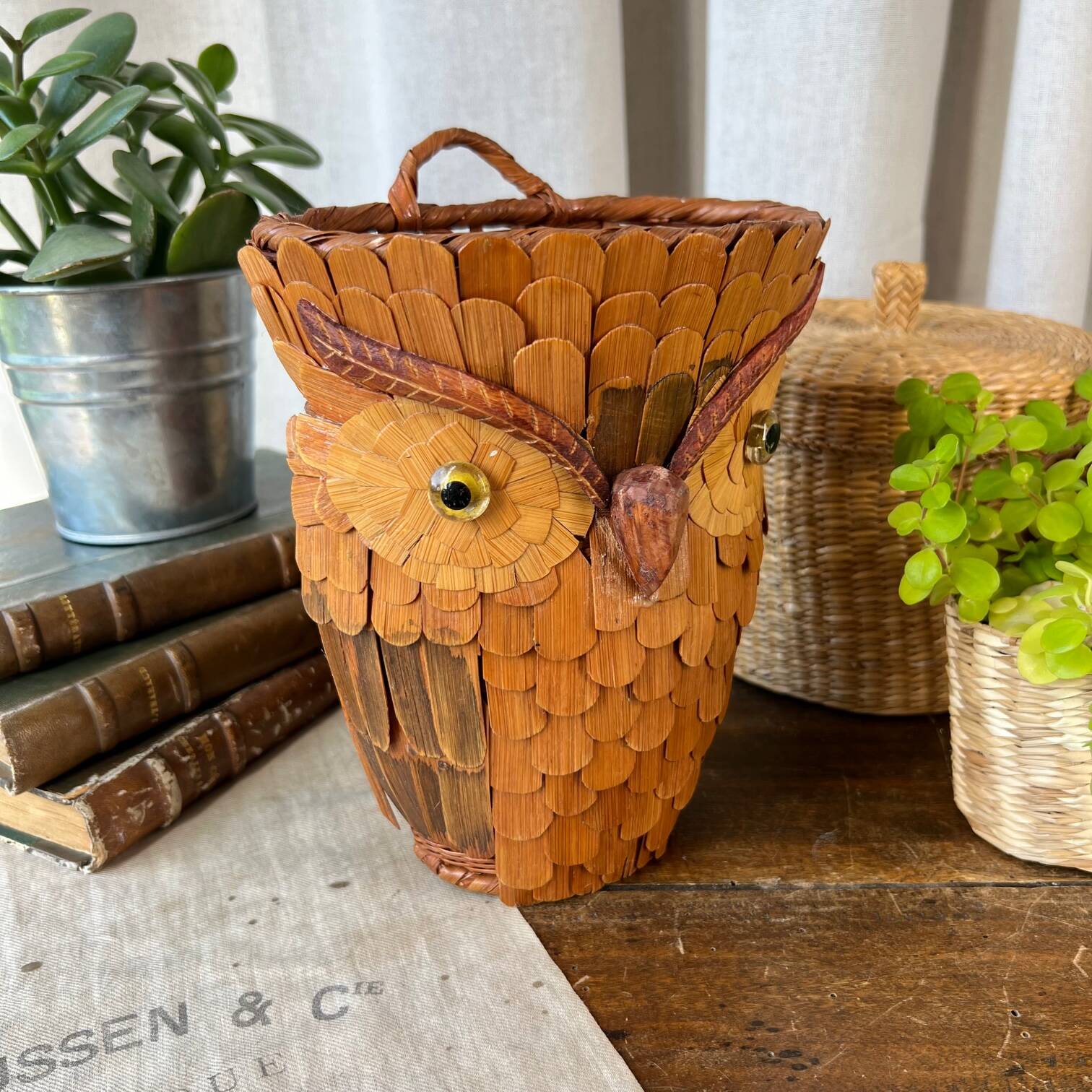 Vintage “owl” basket