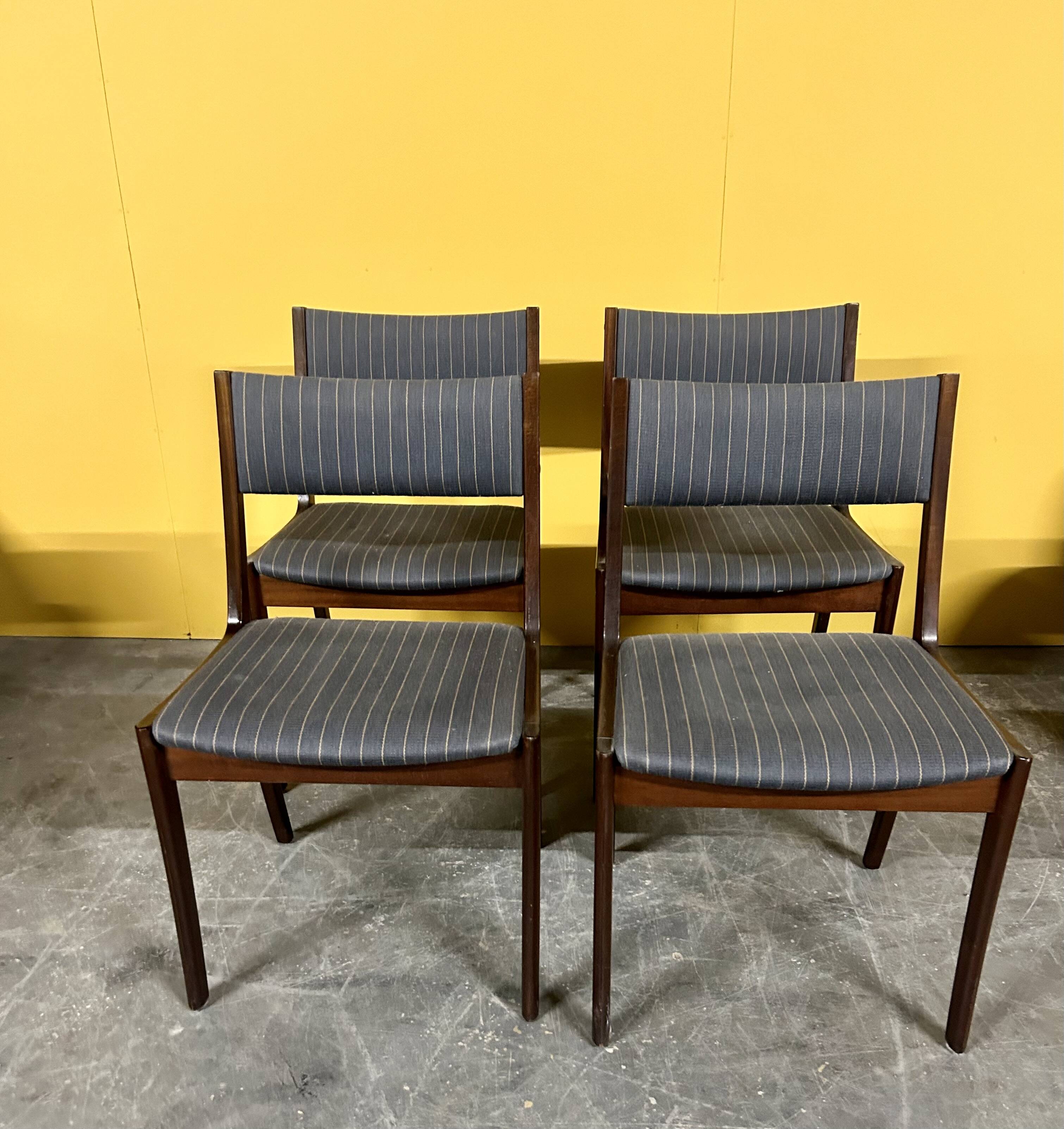 Set of 4 Danish vintage mahogany dining chairs 1970s
