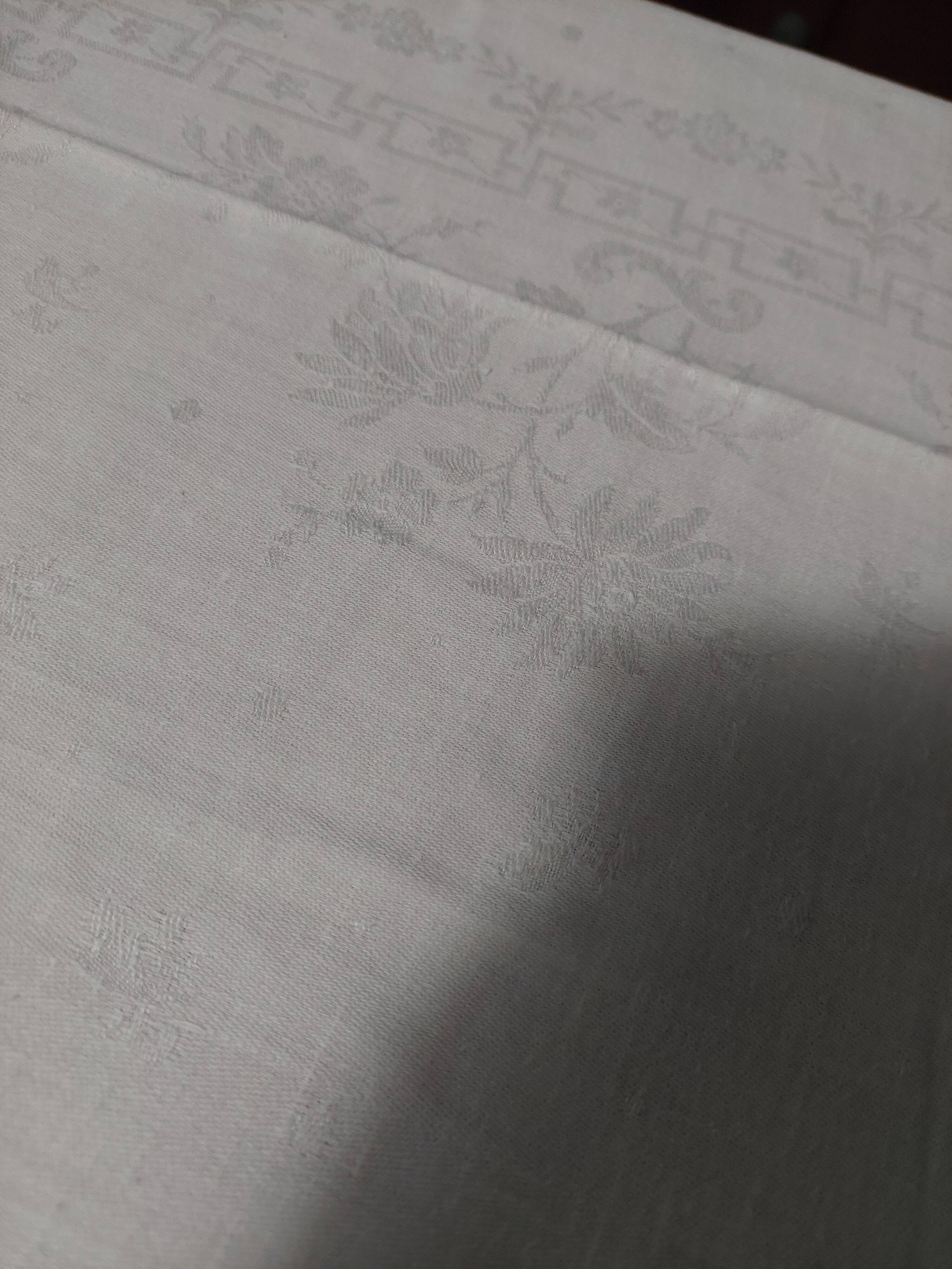 Damask cotton tablecloth monogrammed DD 150 x 220 cm