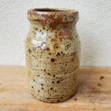 Pot vase in sandstone pyrity
