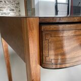 Bureau ancien marqueté