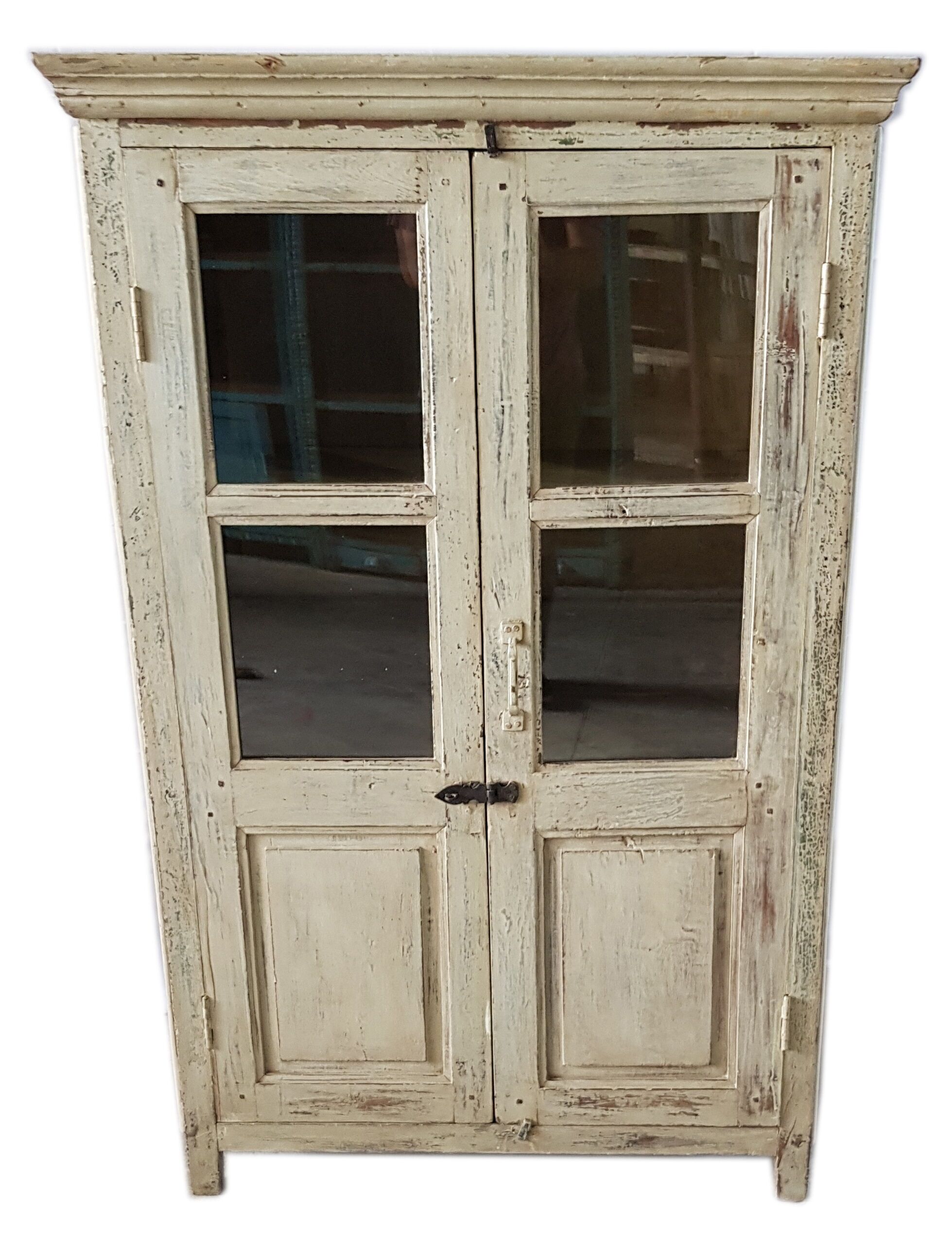 Former teak showcase