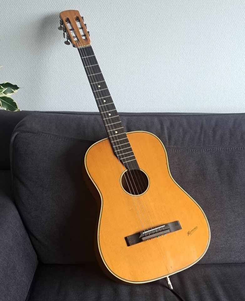 Harmony folk/blues guitar parlor electro-acoustic 1960s
