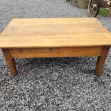Old coffee table 125/77cms