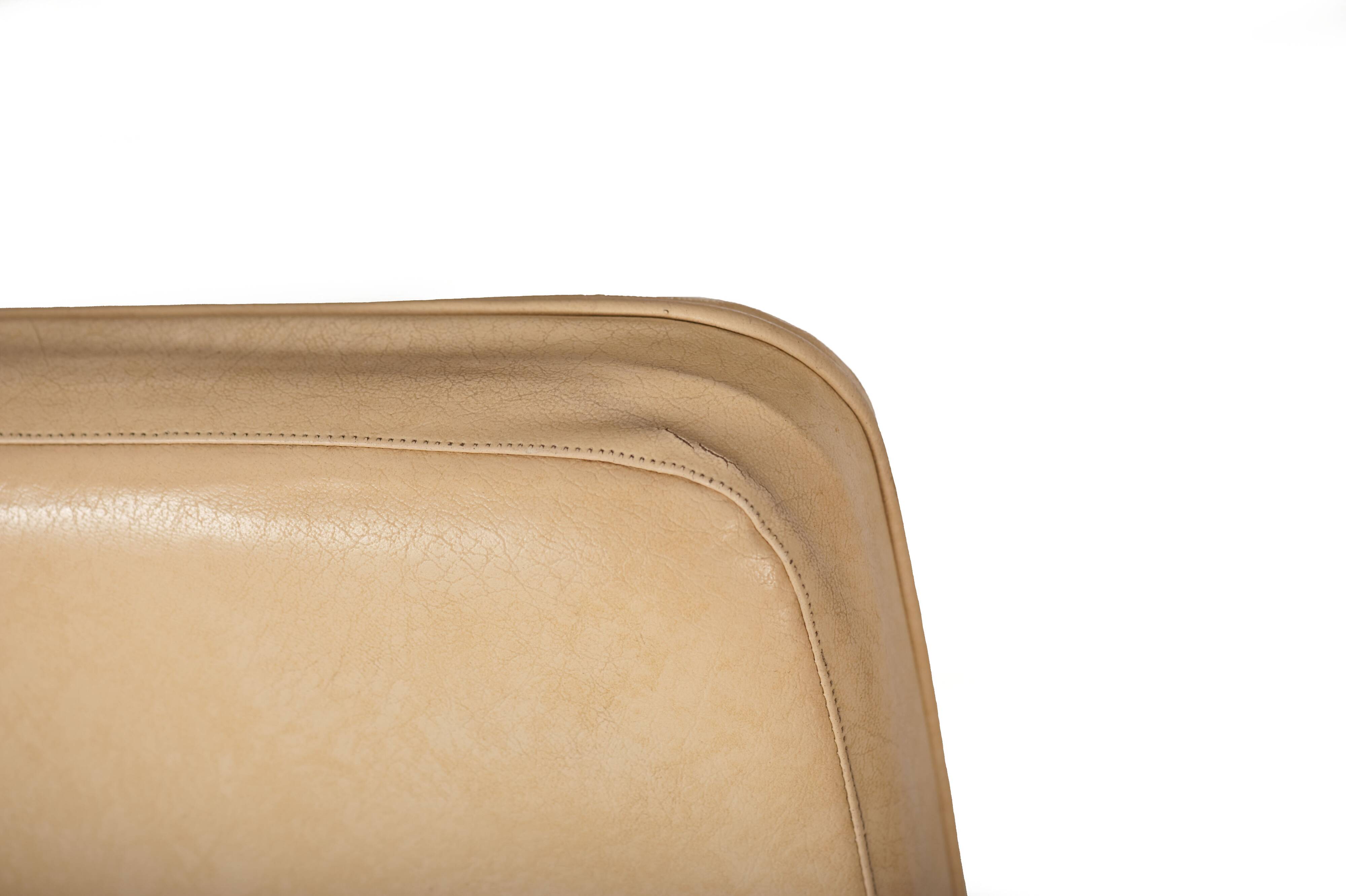 Set of 4 chairs by André Simard, Airborne, 1950