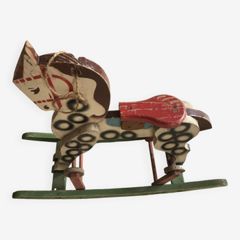 Cheval à bascule années 50 - 60