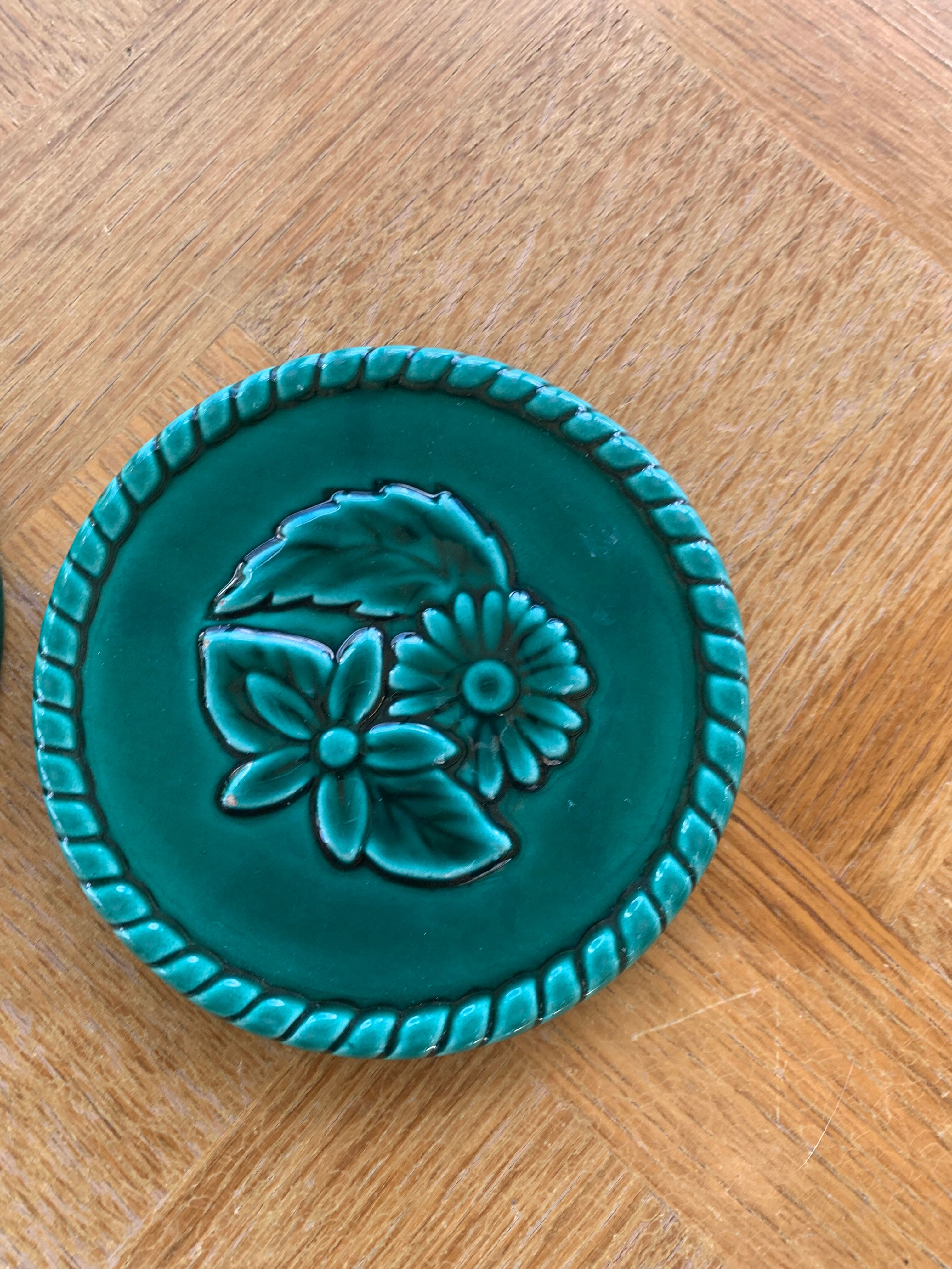 Two bottle unders bottle slurry