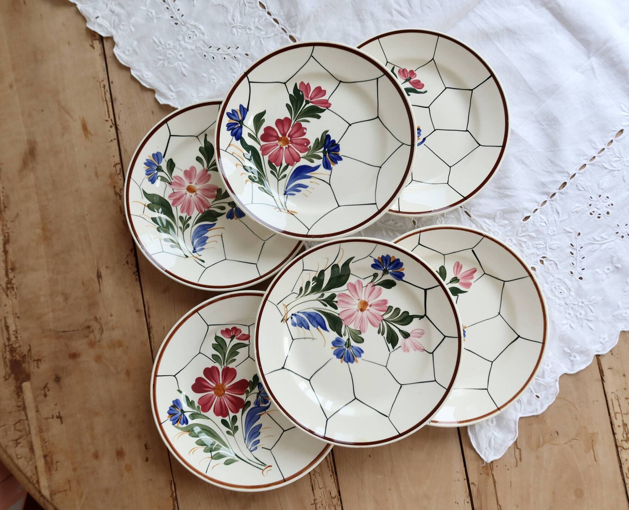 6 vintage flat plates faience Saint-Amand model Maurice – Flora decor