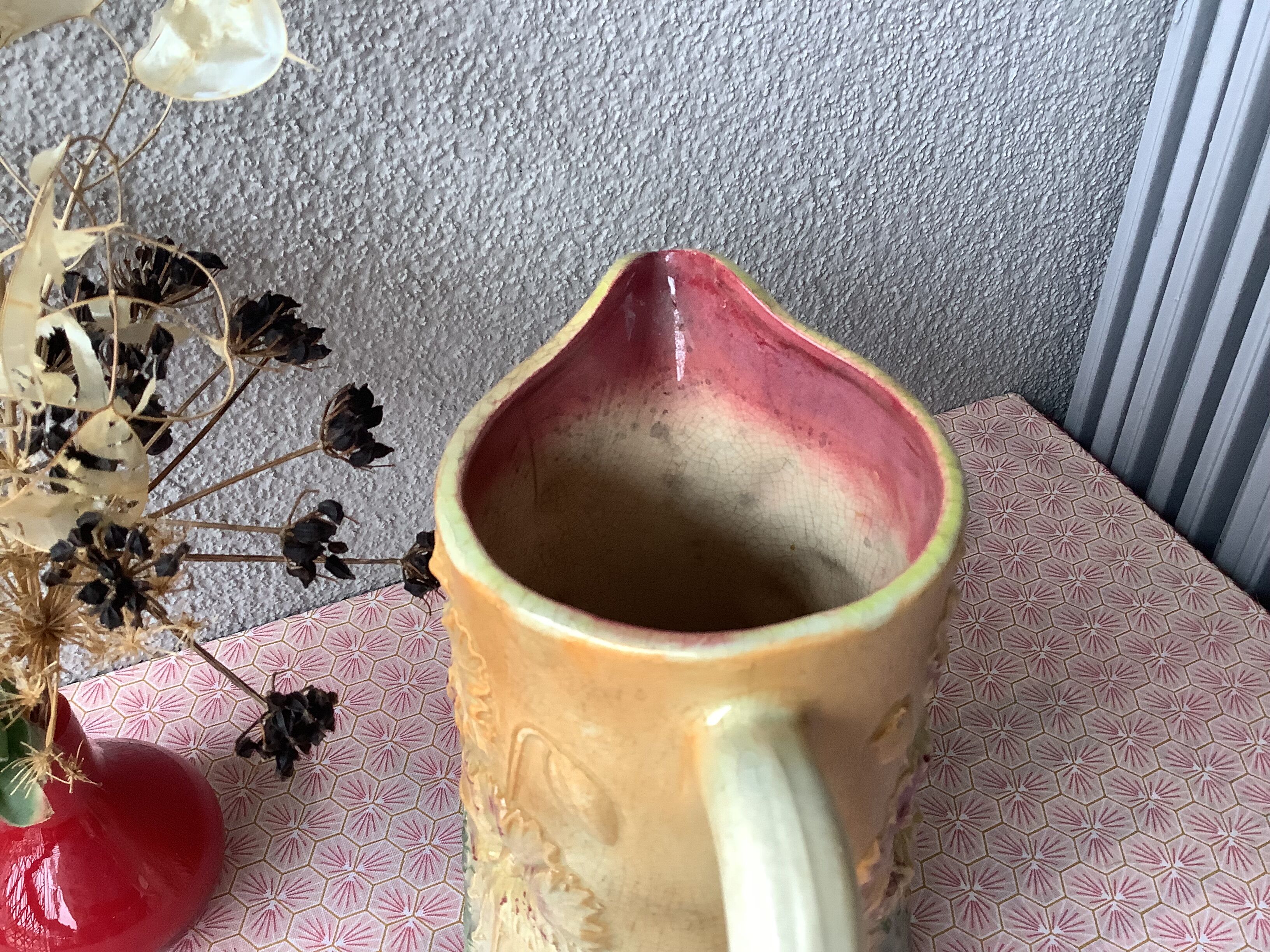 Pitcher in slurry art nouveau majolica 19th