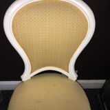Chair to garnish