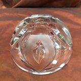 Round cut crystal ashtray signed dimension: height -8cm- diameter -16cm-