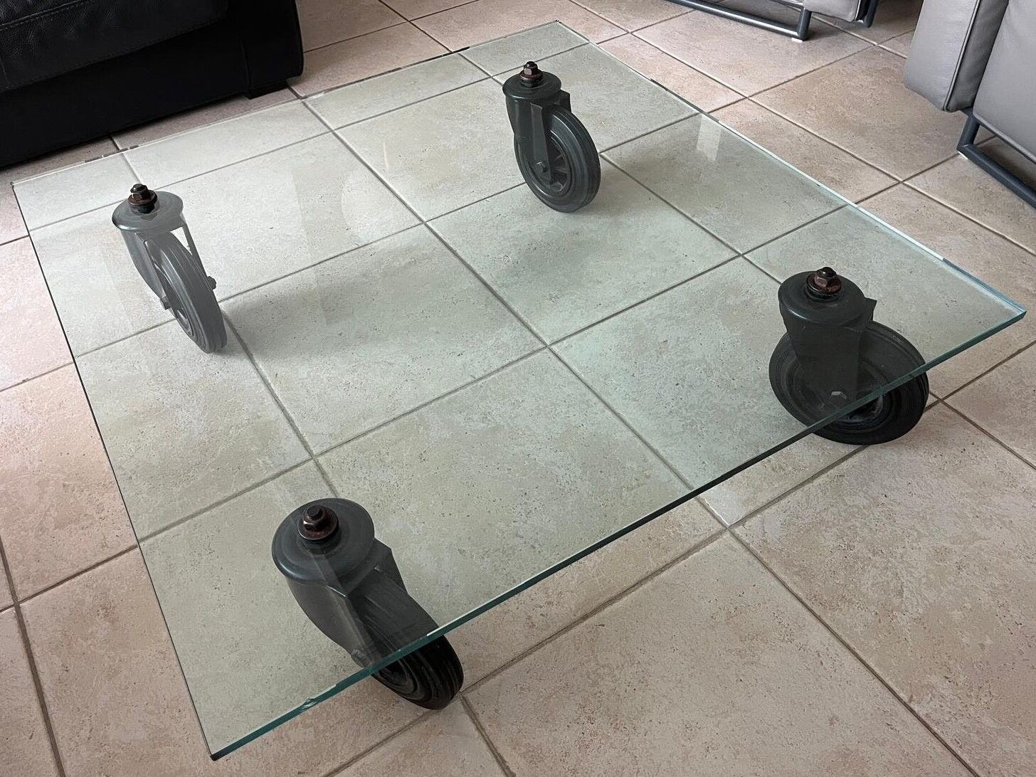 Coffee table "Tavolo con Ruote" - Gae Aulenti - FontanaArte - 100x100cm