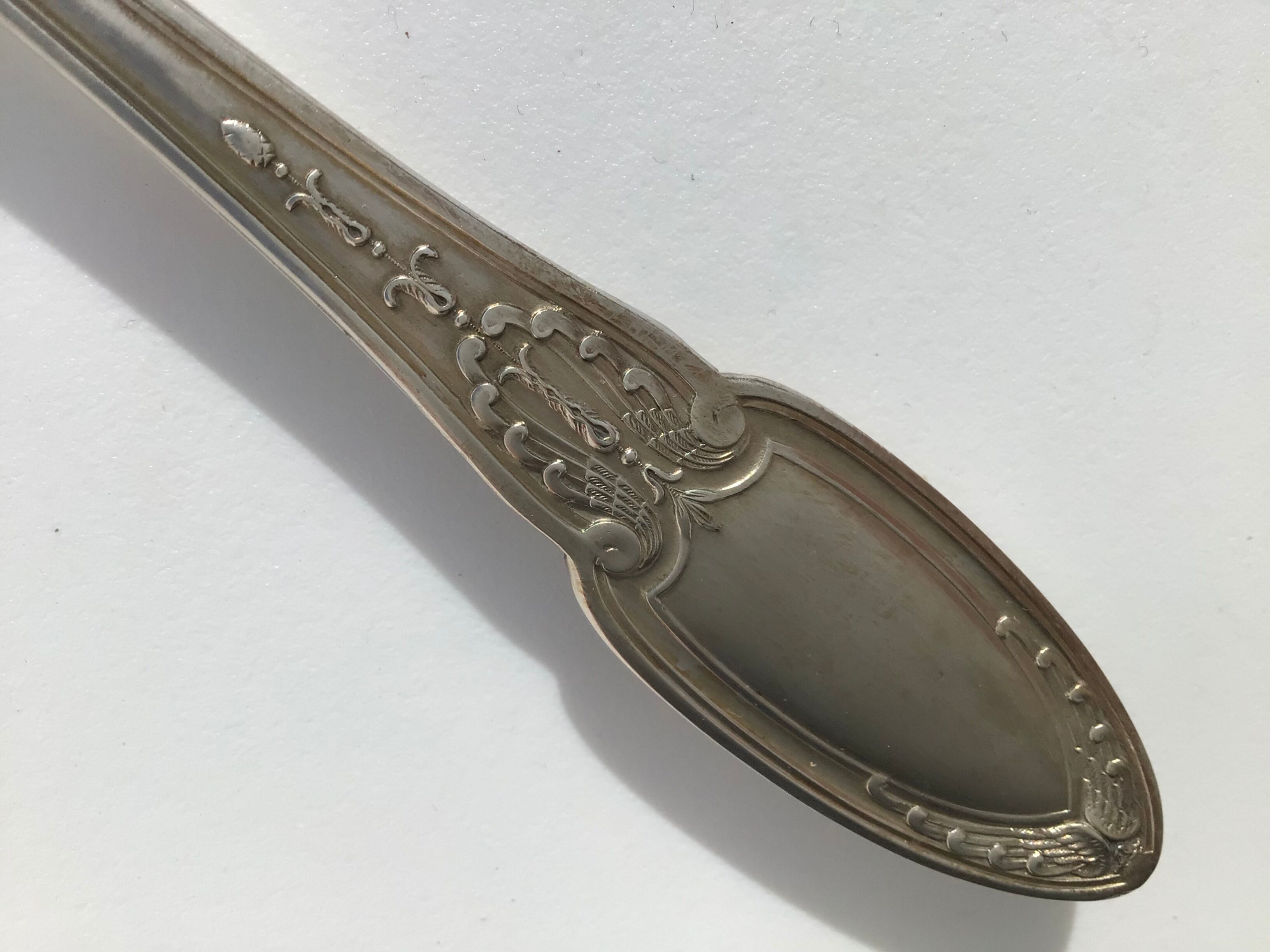 Cake shovel or pie Ercuis metal silver punches