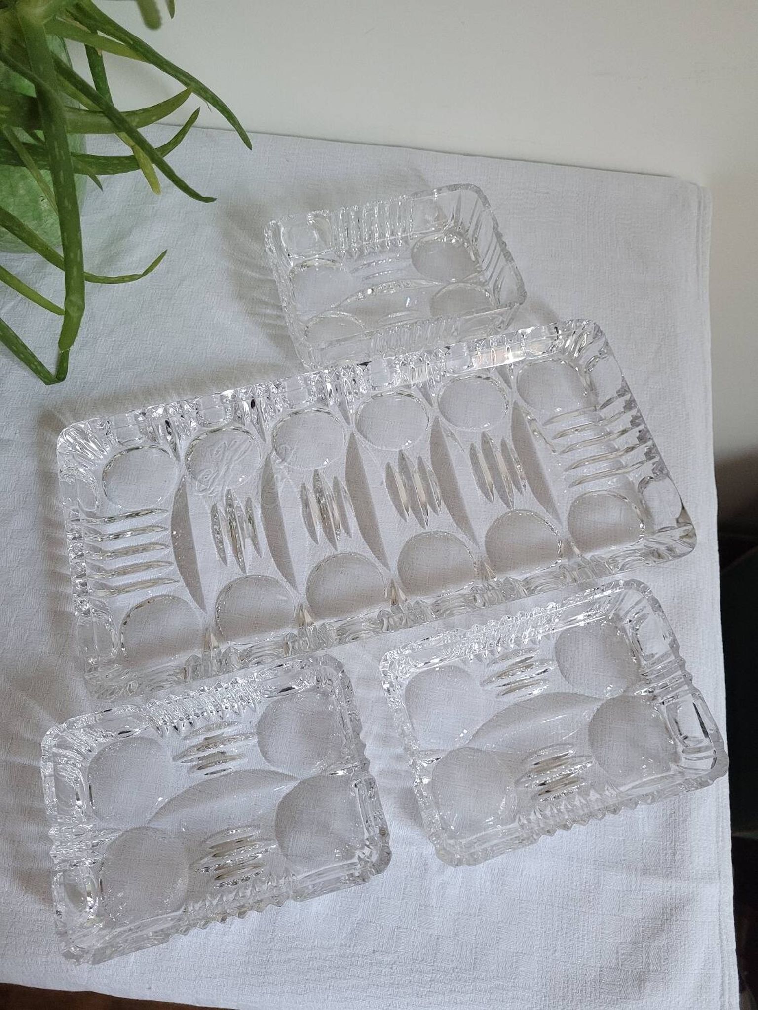 Serviteur / Plateau de service en cristal