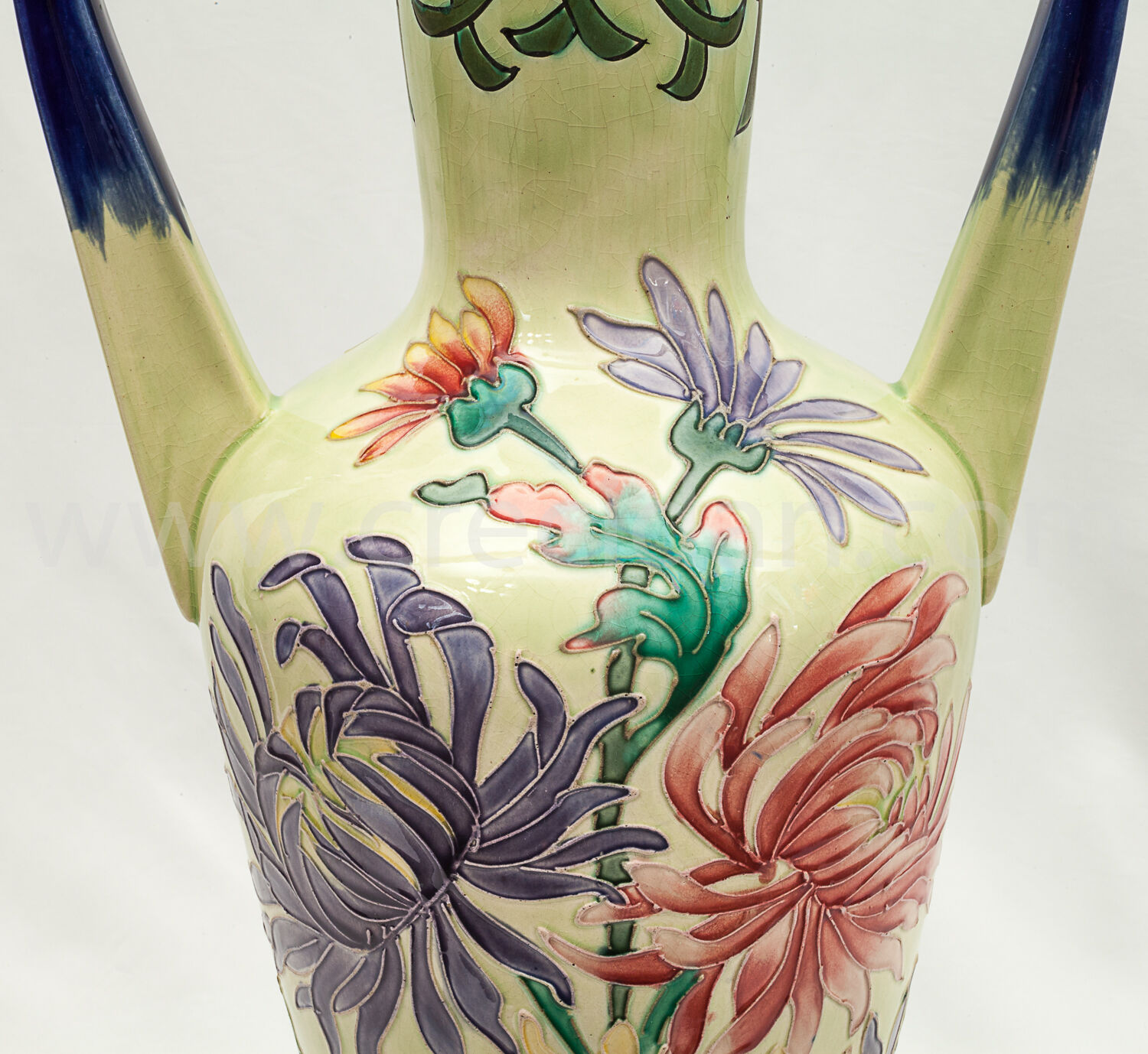 Pair of amphorae Longchamp 1370