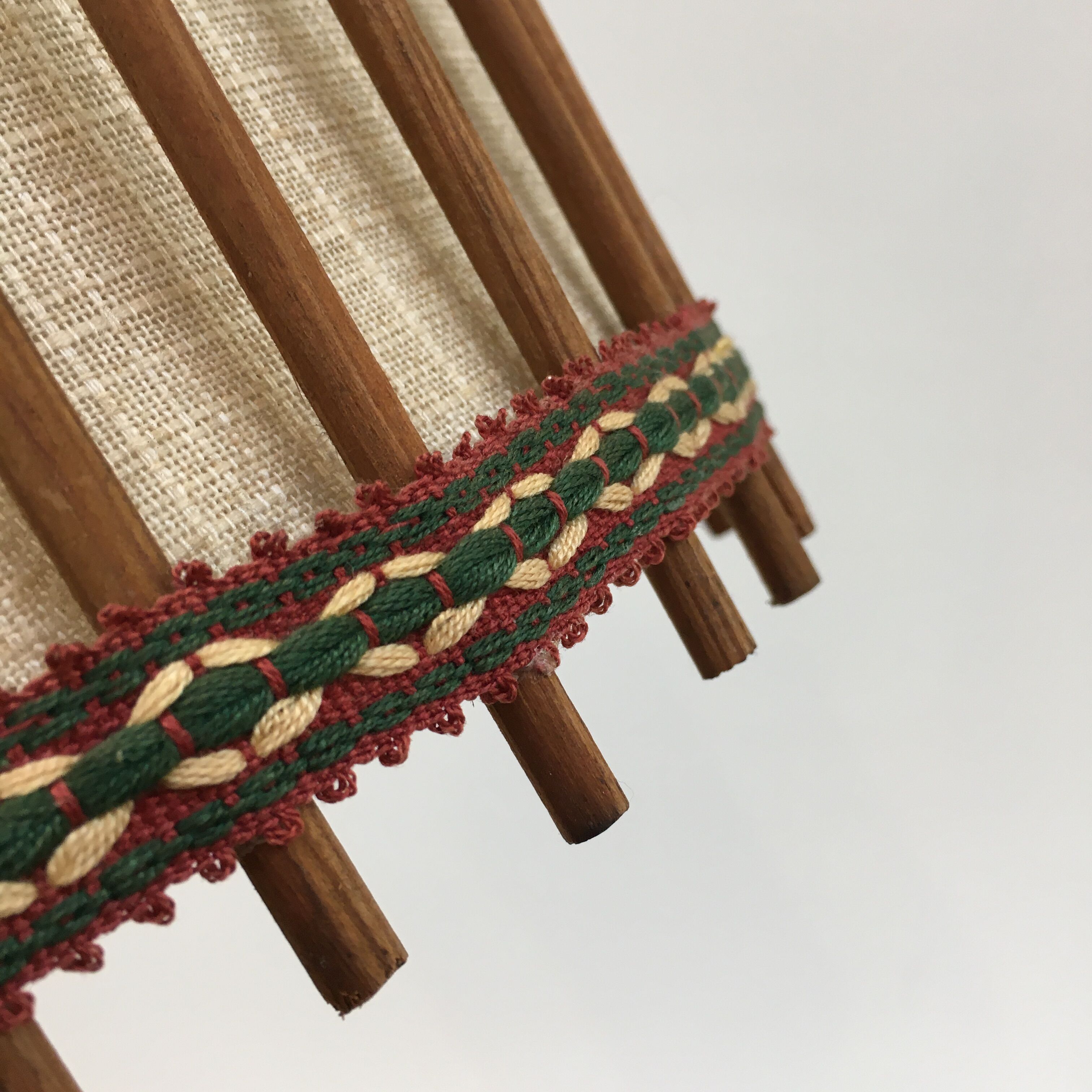 Wooden pendant lamp and Scandinavian-style fabric