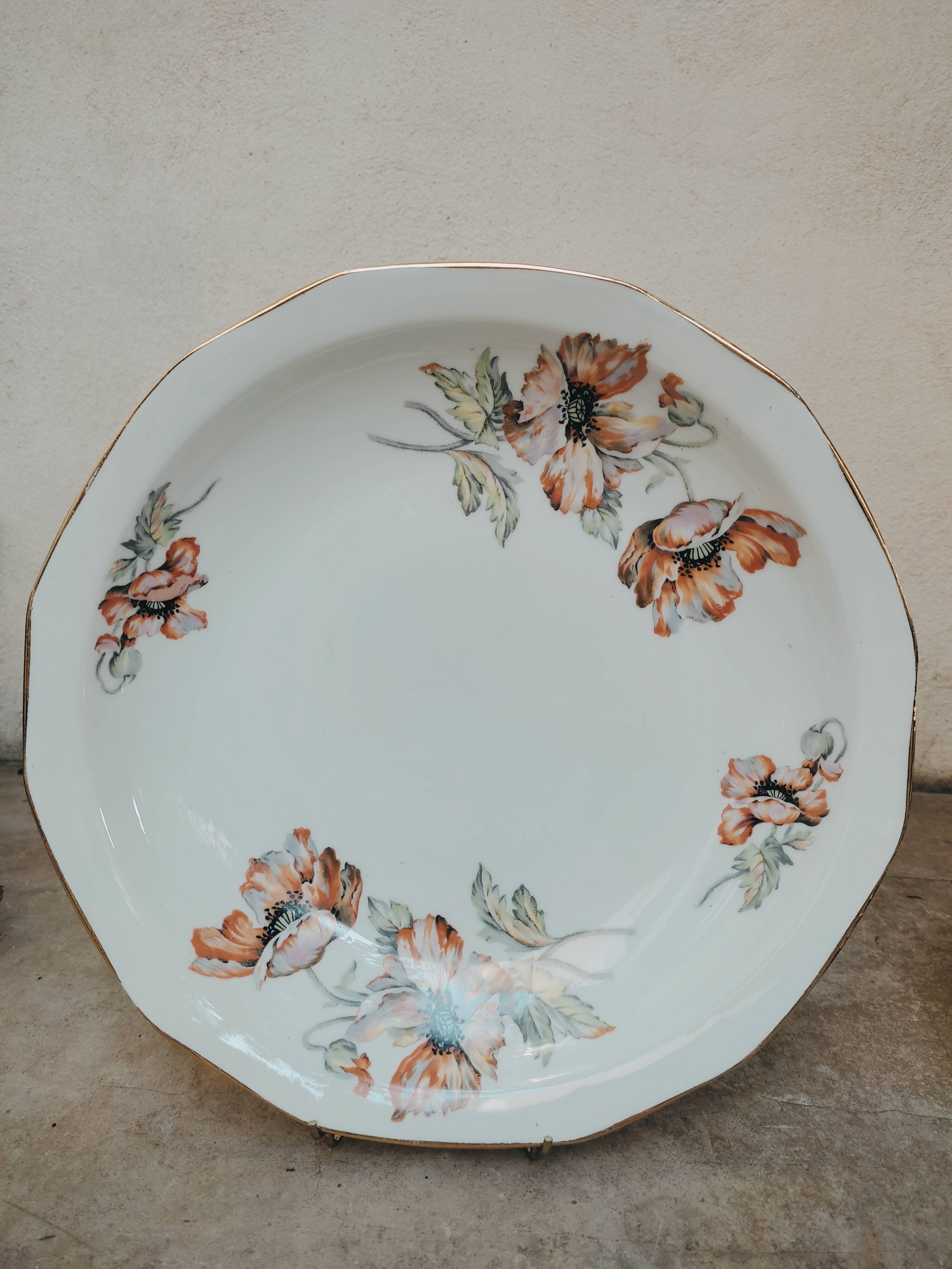 Art Deco hollow dish in porcelain