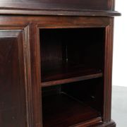 20th century wooden desk / partner desk in English style with a beautiful appearance
