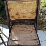 folding chairs canned