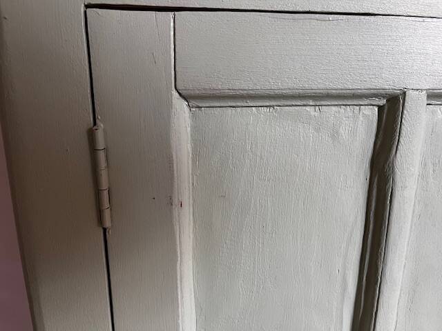 Green Parisian Buffet