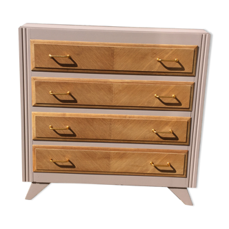 Chest of drawer compass feet