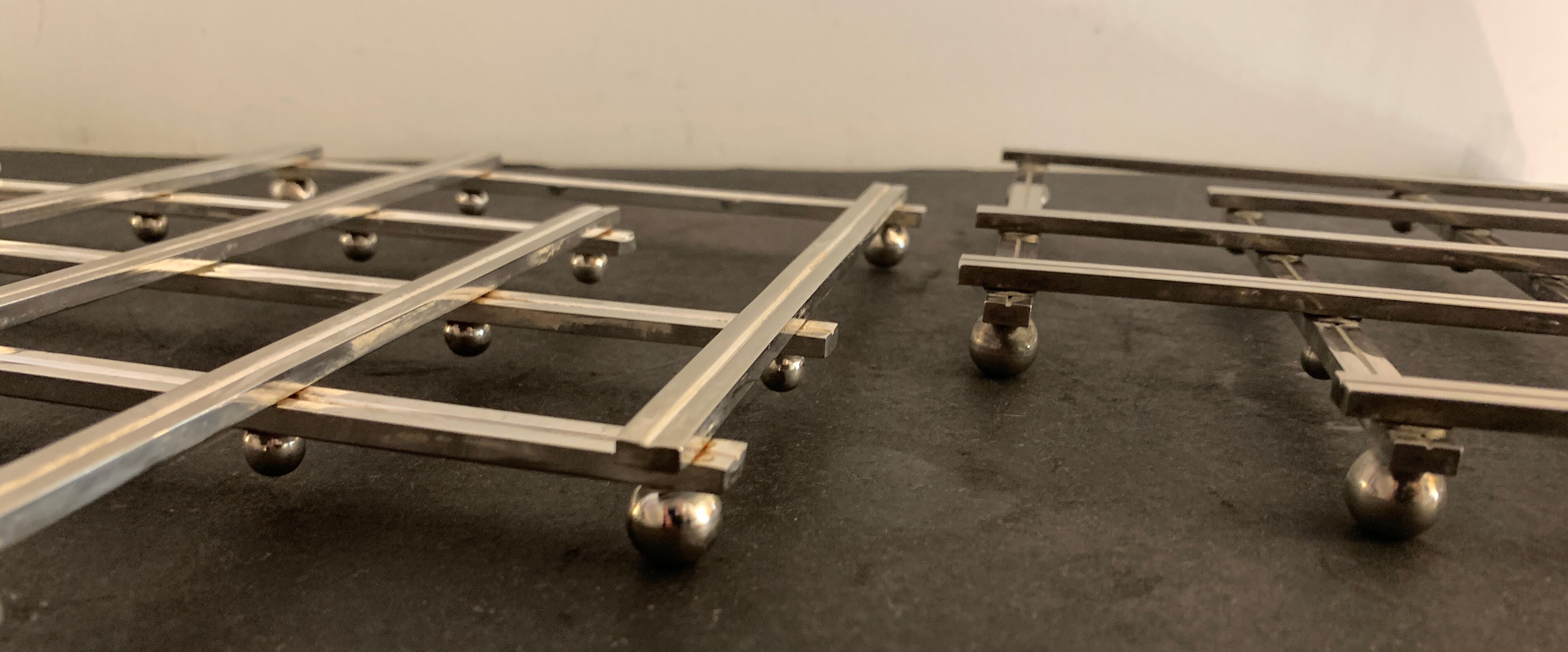 Pair of stretchy French underwear in silver metal, 1940