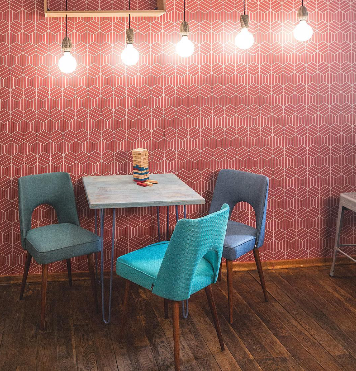 Chaise coquille - type 1020 B, du milieu du siècle