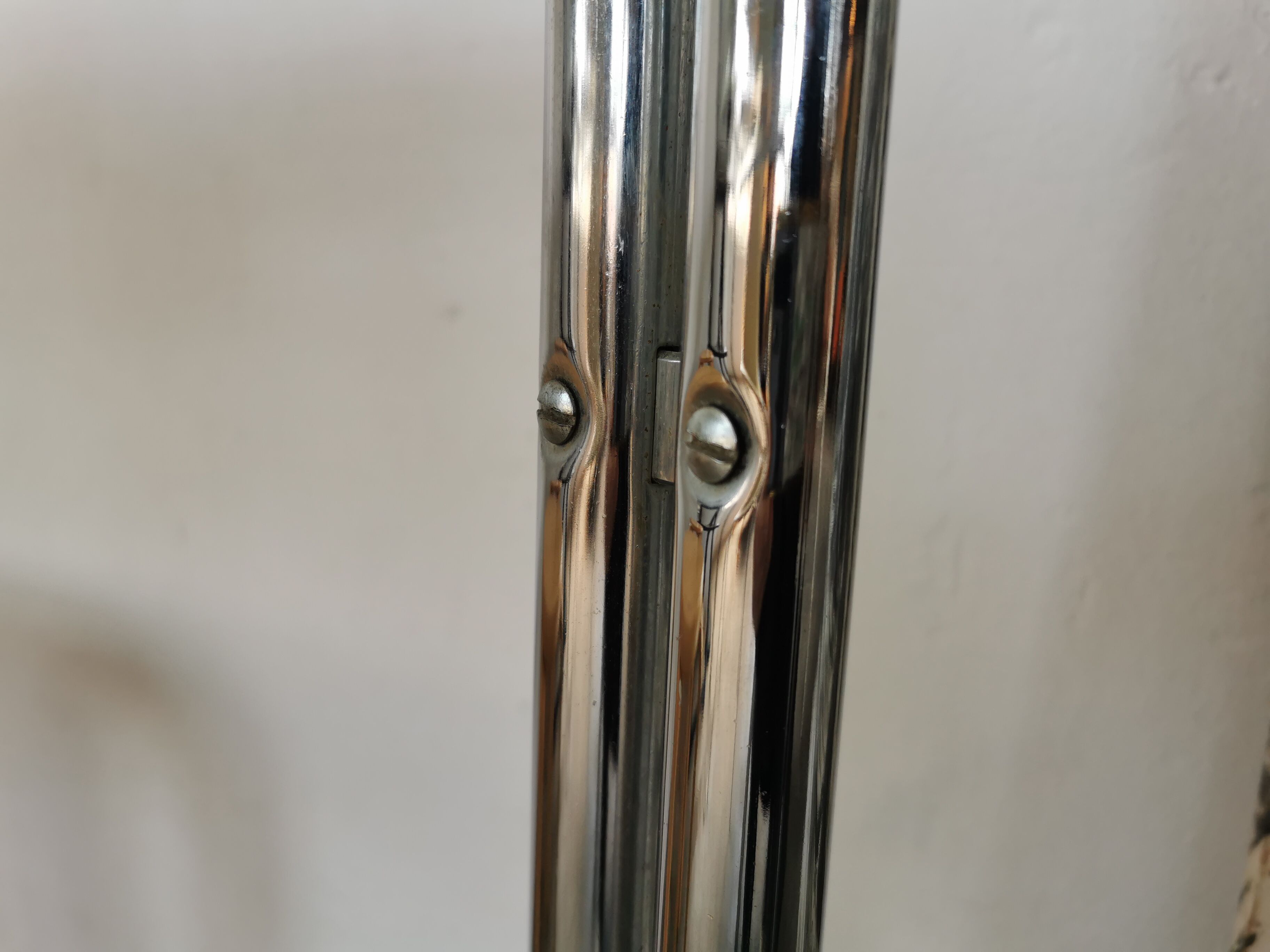 Table in metal chrome and glass 1970