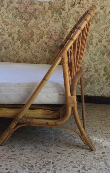 Vintage rattan basket bed