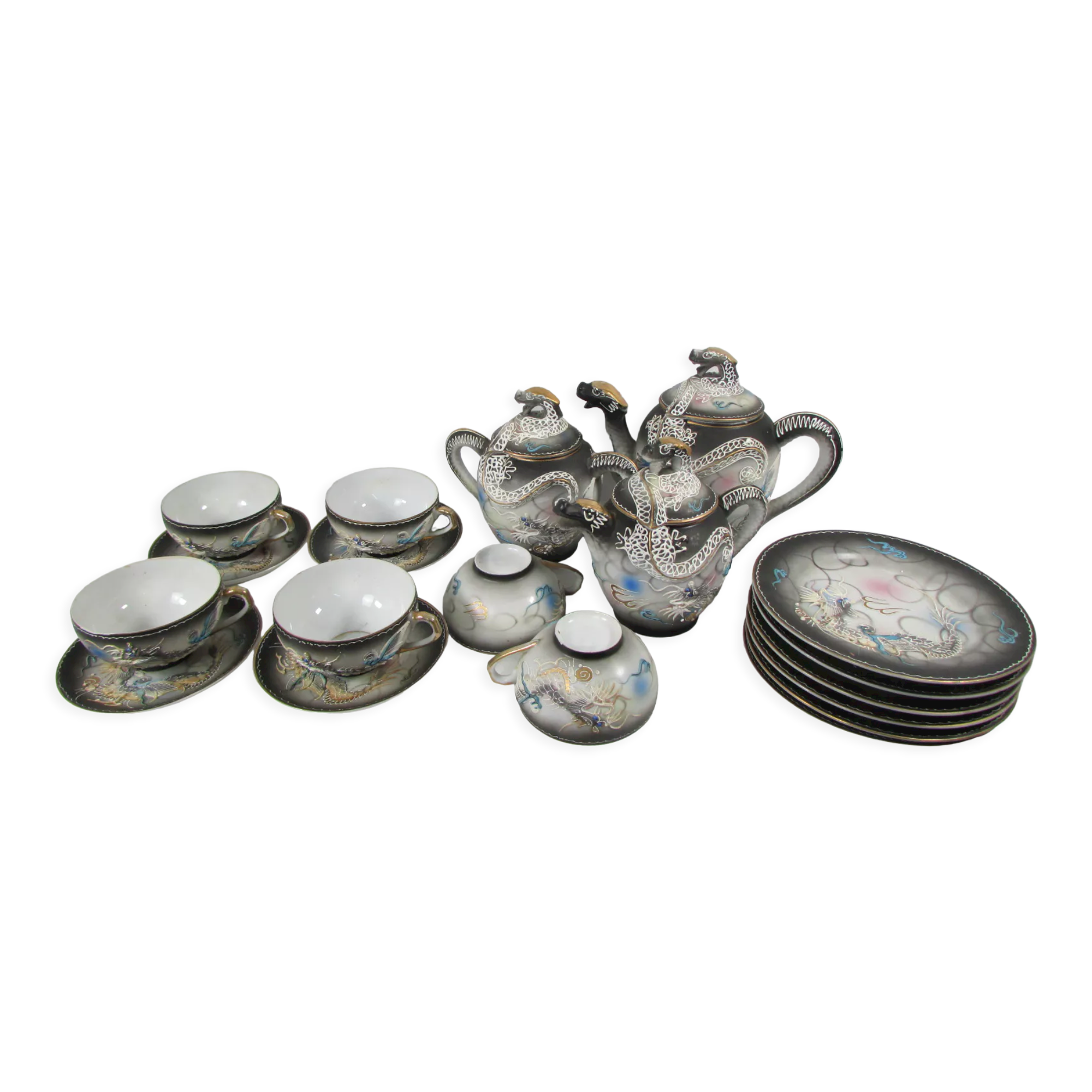 Tea set, 19 pieces, Kutani Dragonware porcelain, signed with an Eagle