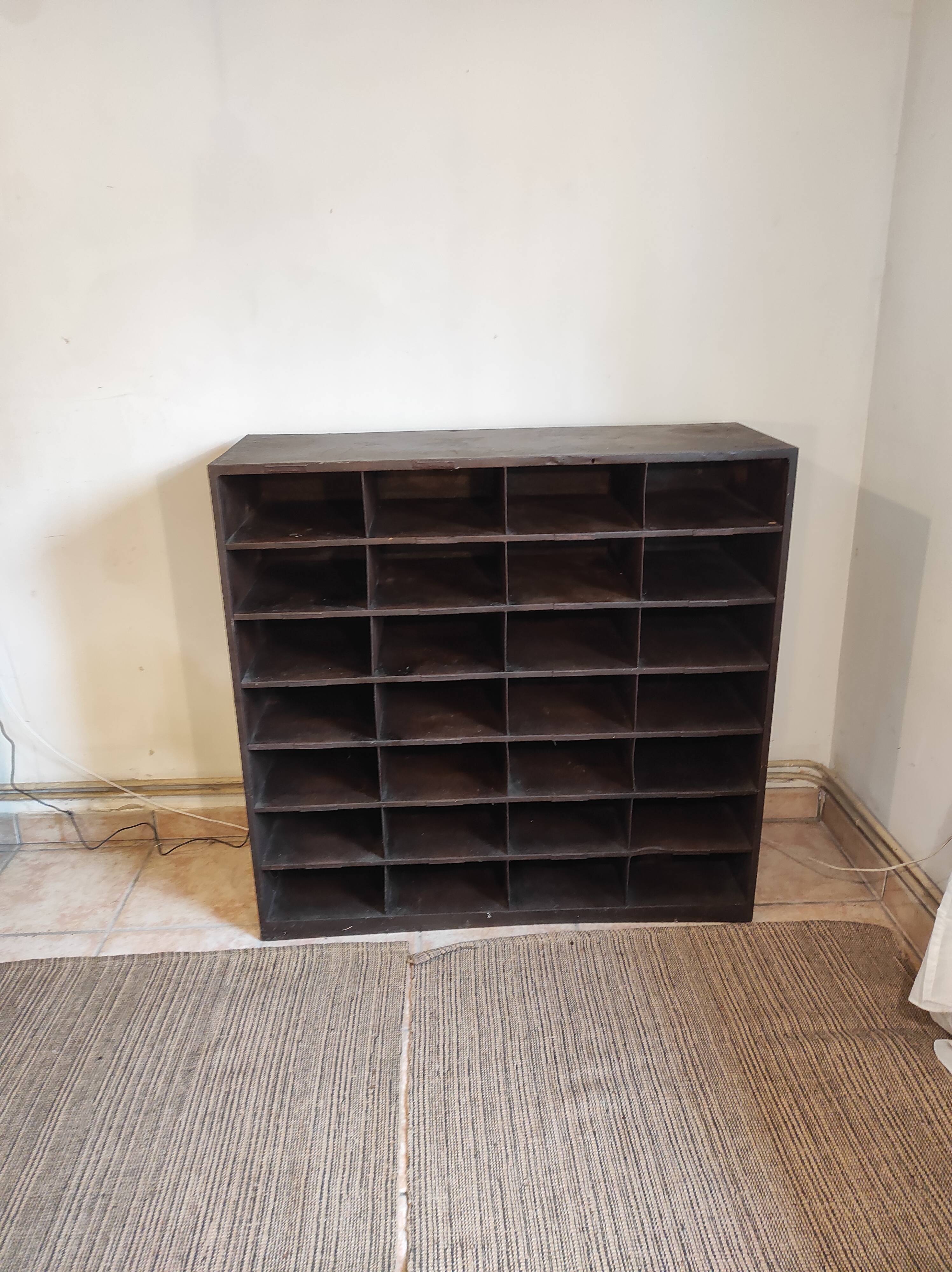 Metal rack cabinet
