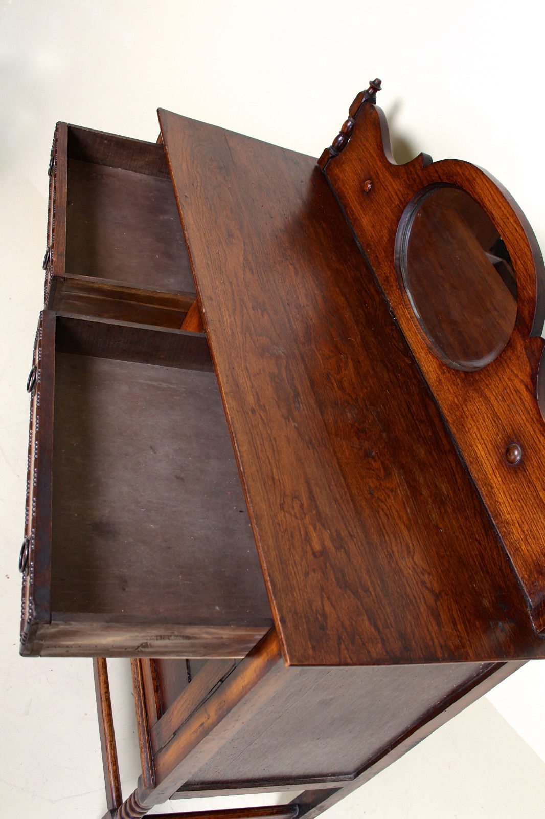 Dressing table in oak carved arts & crafts