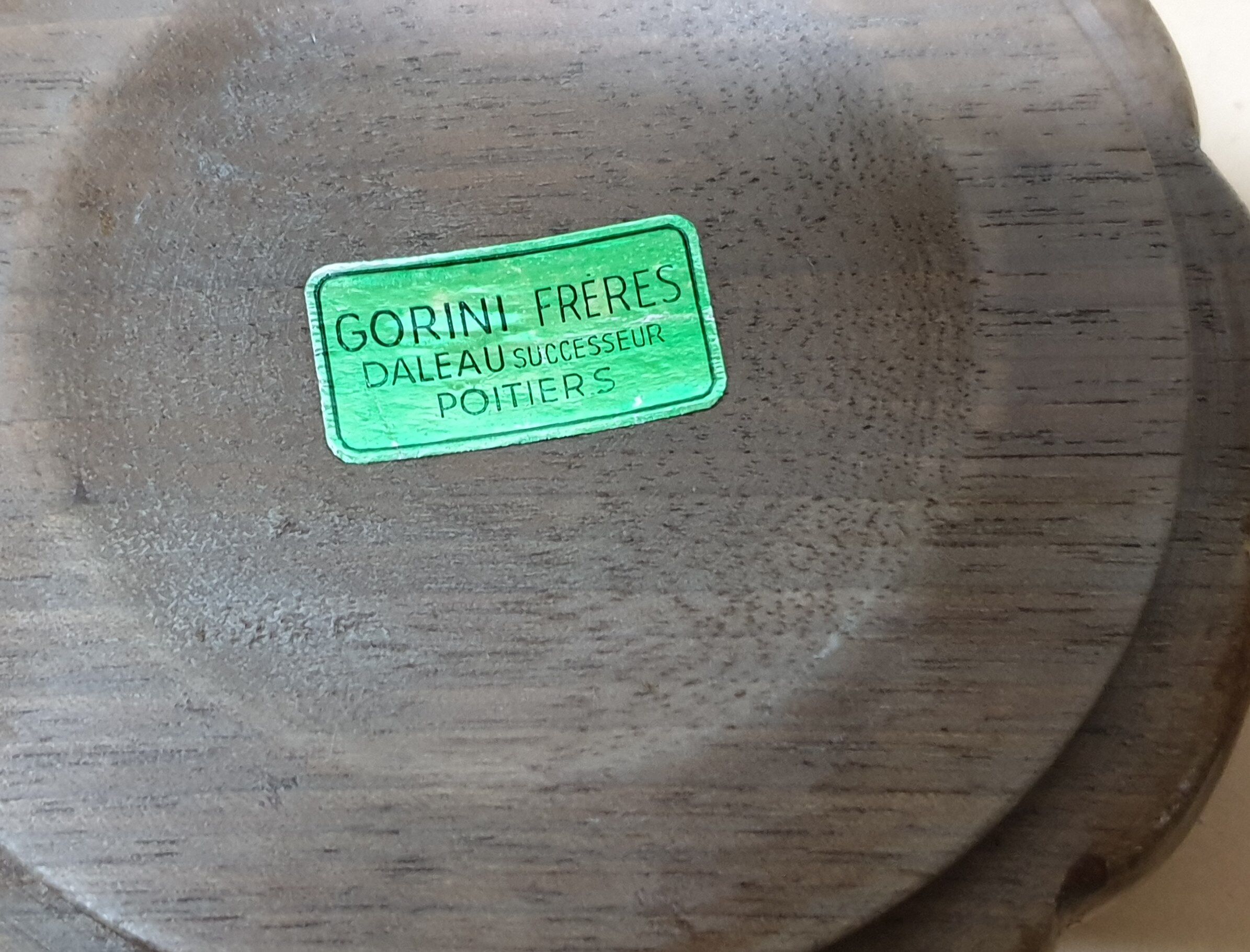 Art Deco solid wooden box