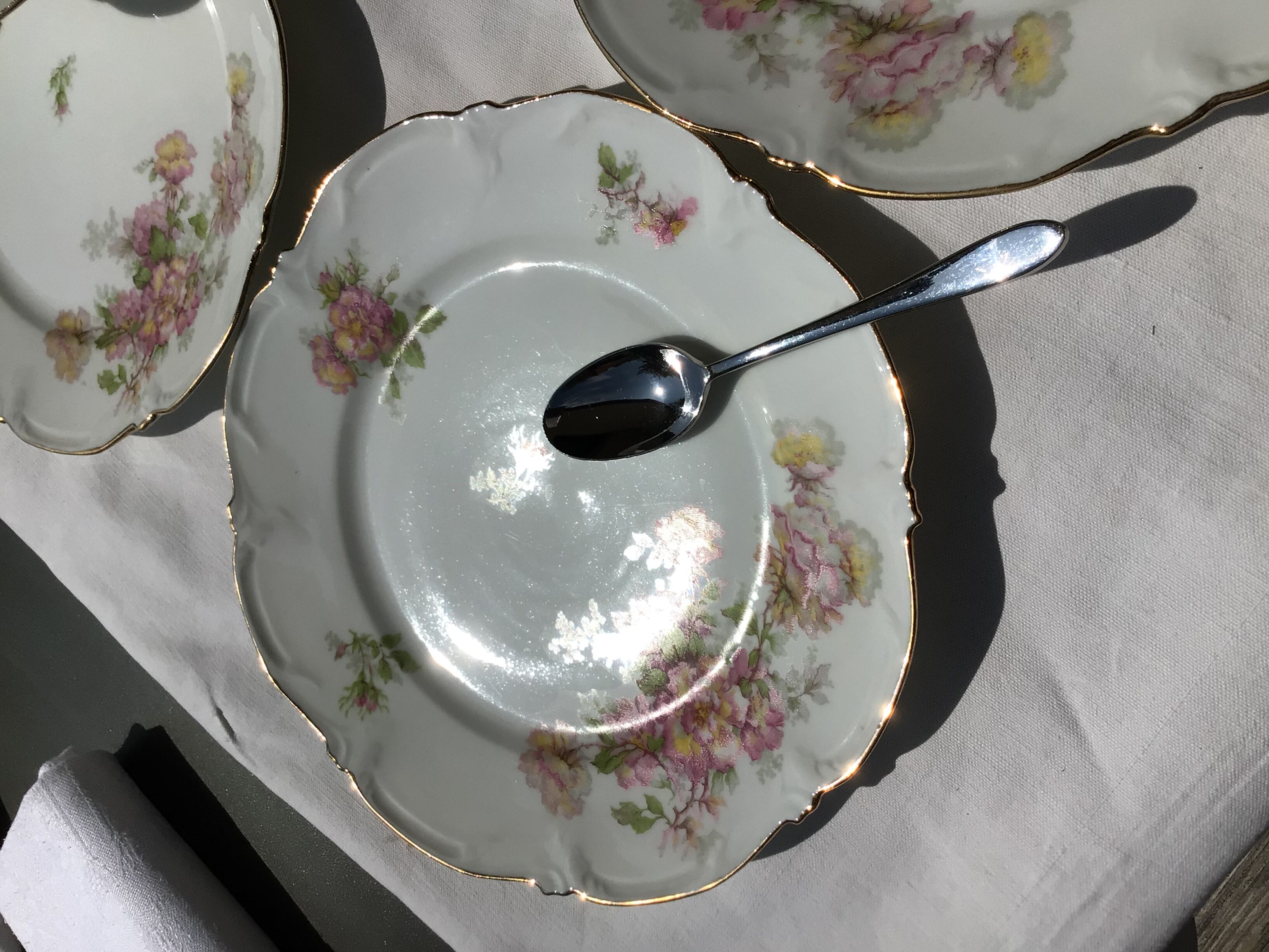 6 plates porcelain dessert J.B.T-Cie Limoges edged gold