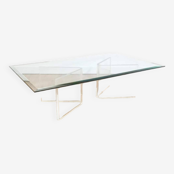 Glass coffee table and plexi base