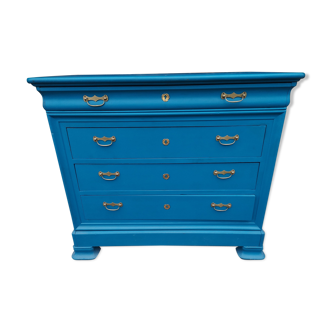 Duck blue dresser