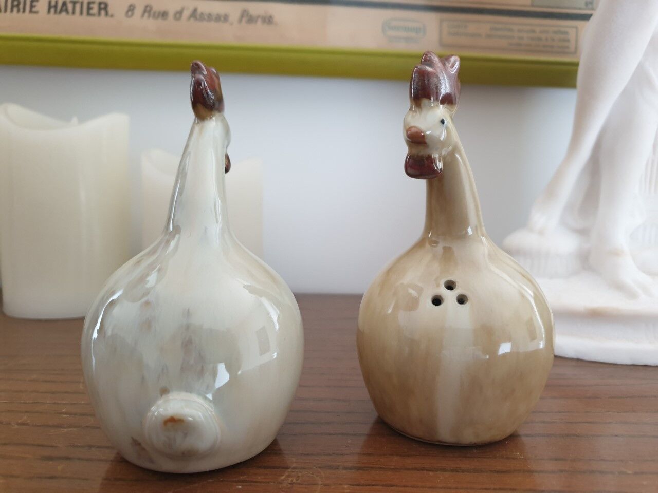 Salt and pepper shaker