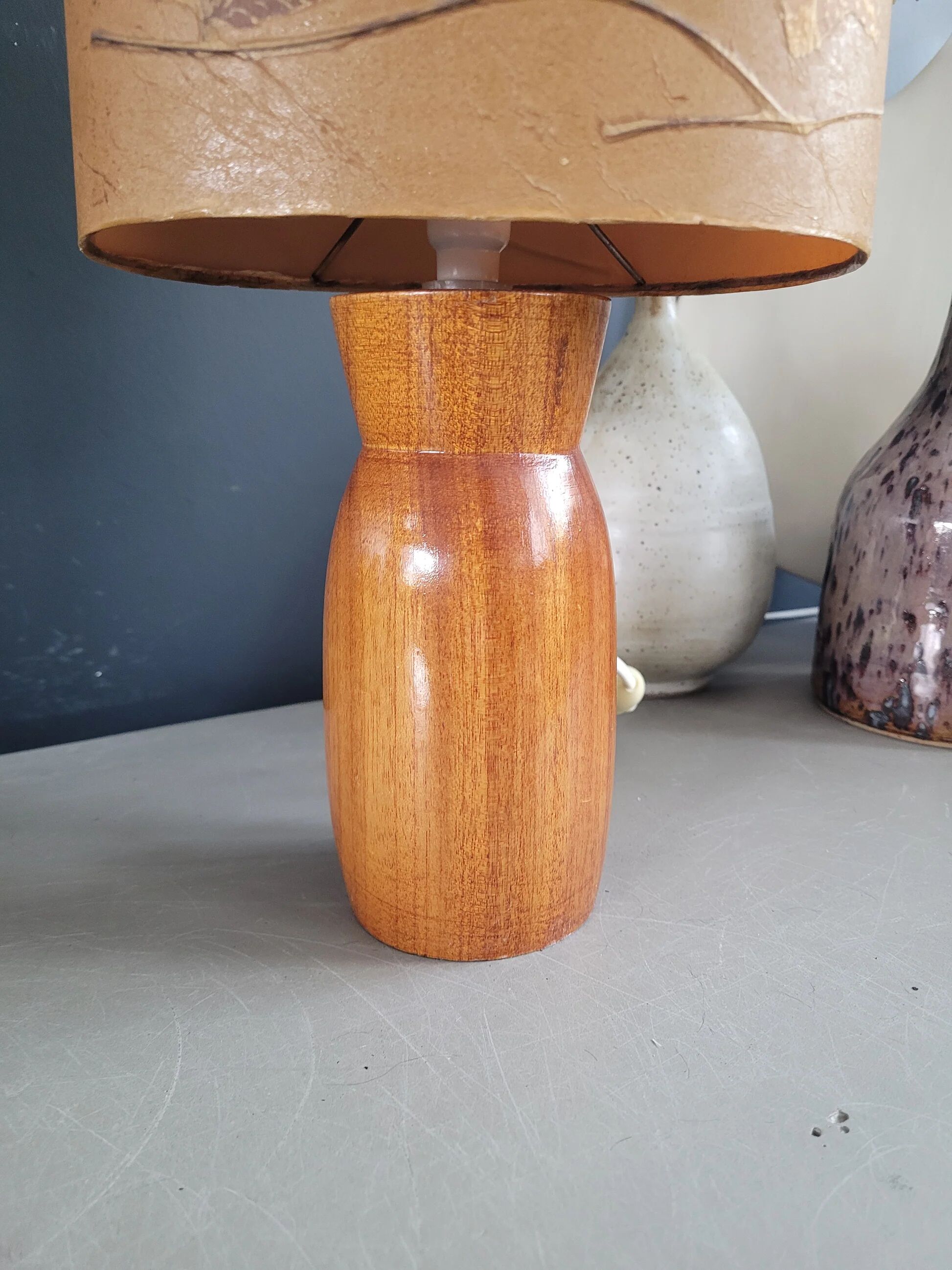 Table lamp with wooden base - dried flowers shade - Ref 1004