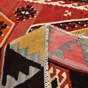 %100 Wool Turkish Vintage Kilim Rug, Mid Century Modern, 183x324 Cm