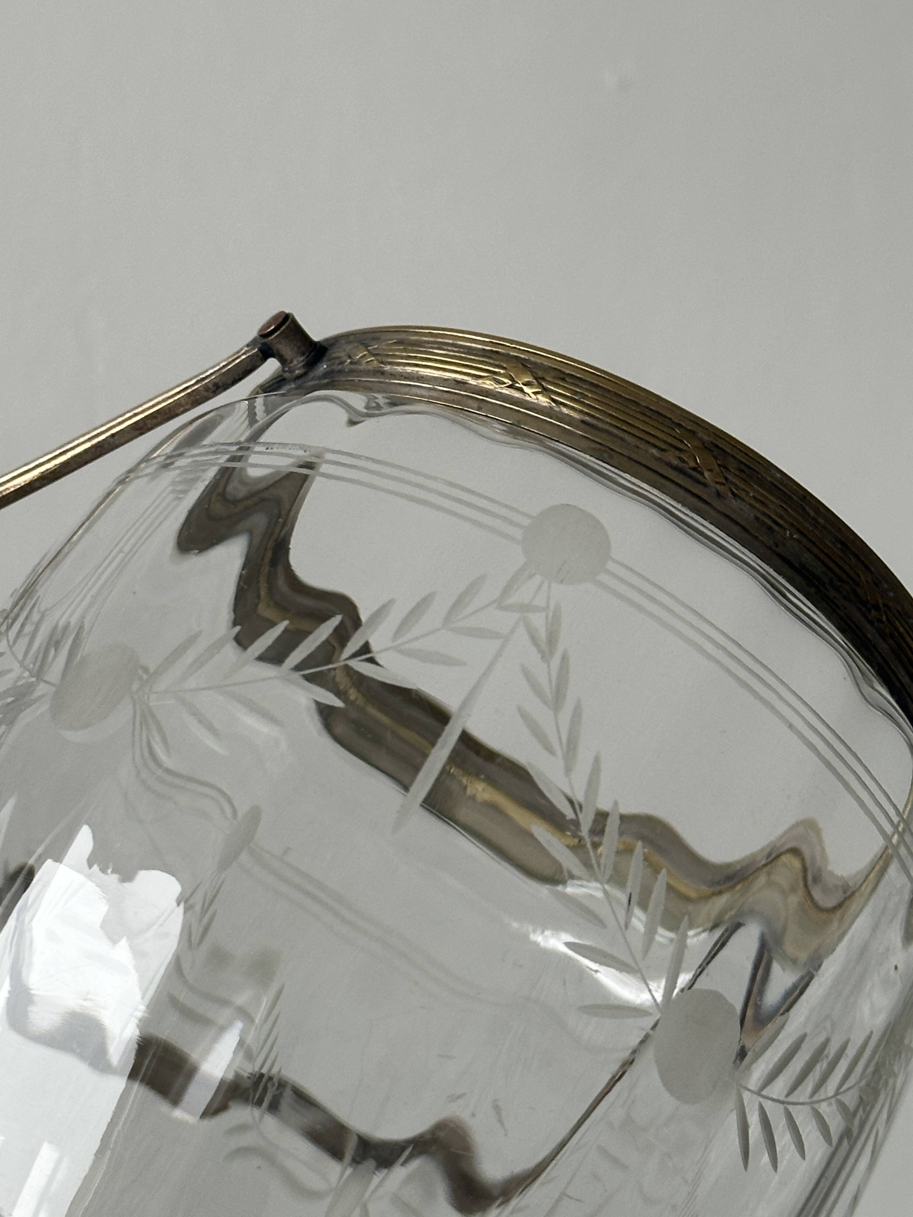 Seau à glaçons en cristal ciselé
