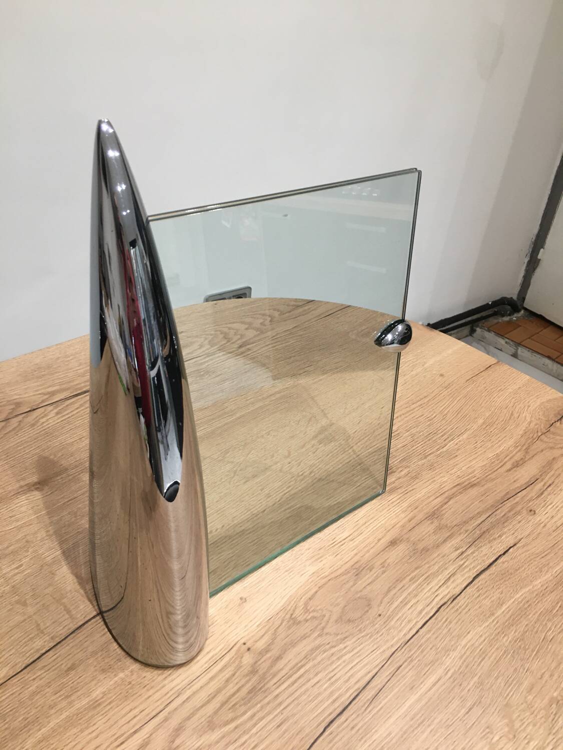 Shark by Starck chrome photo frame