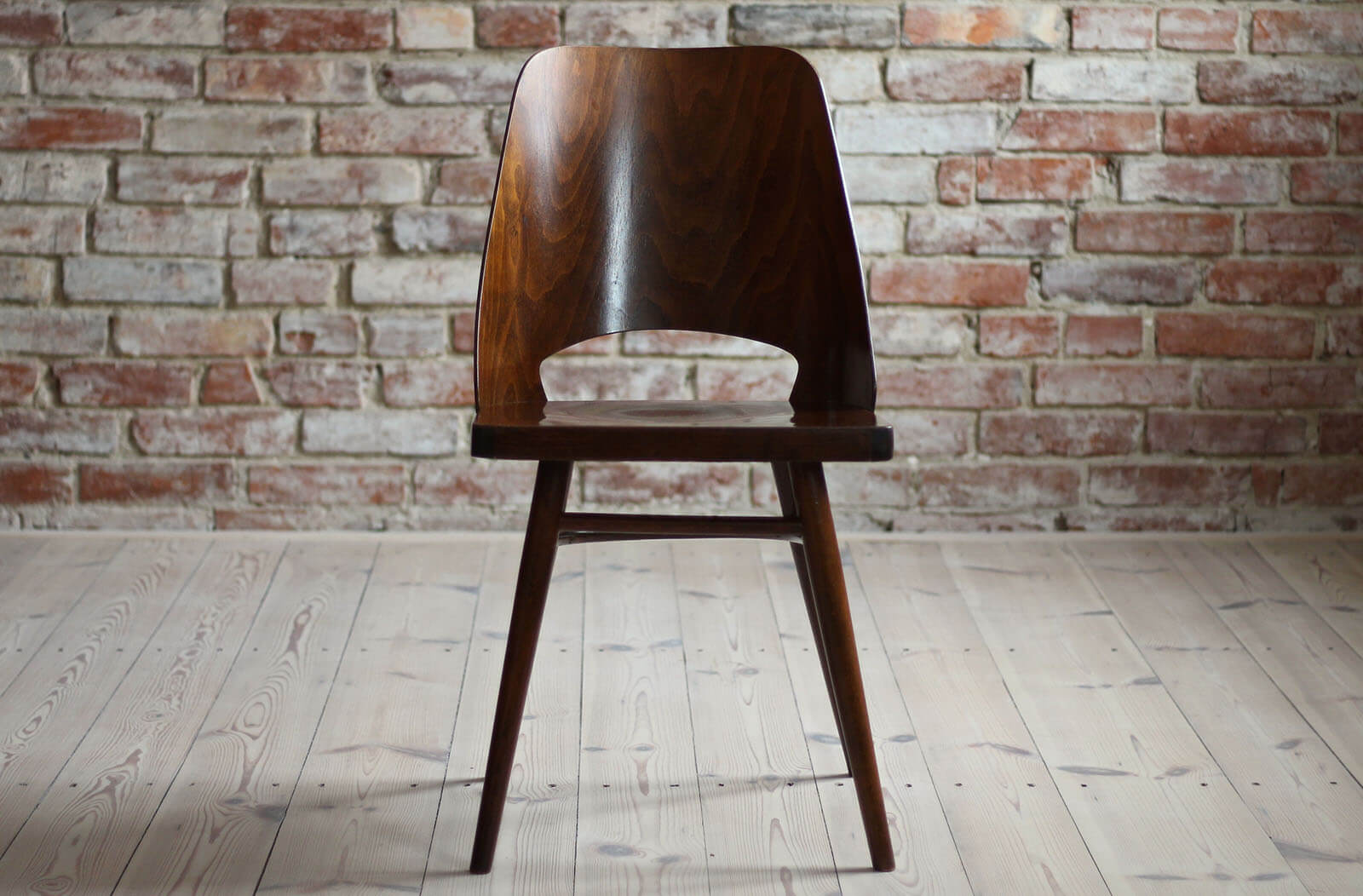 Set of 4 Dining Chairs by Radomir Hofman for TON, Model 514, Beech Veneer