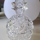 Sugar box in molded crystal